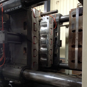 俊华模具 注塑机一步法注吹模具研发专家 塑料瓶 药瓶模具